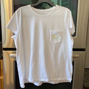 Vineyard Vines women’s pocket T-XL